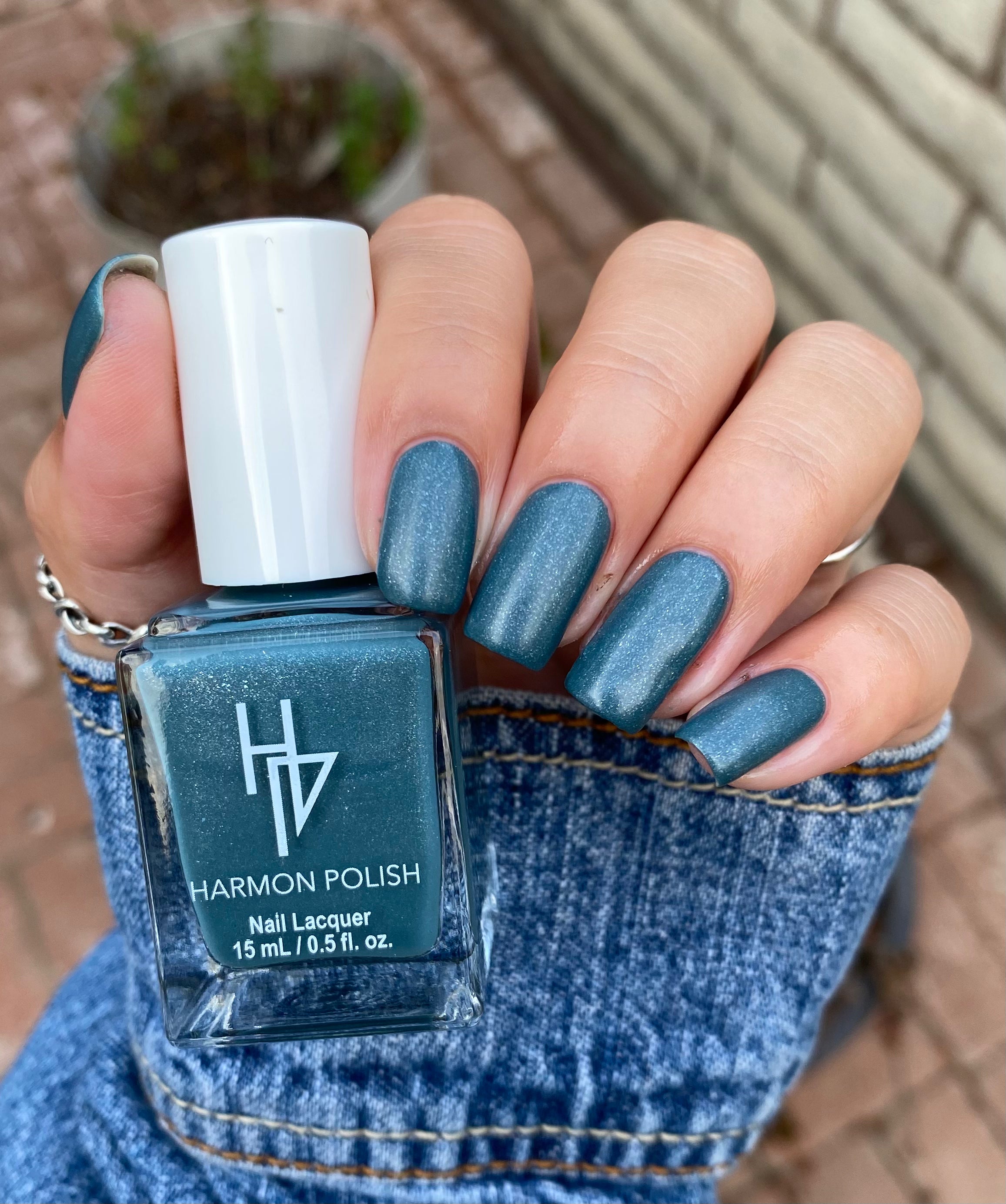 No Dwelling, Just Action